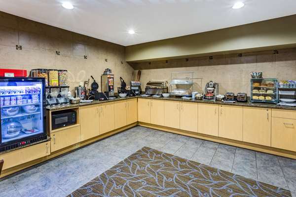  - AmericInn Hotel & Suites Burnsville