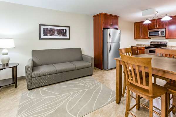 Suite - AmericInn Hotel & Suites Burnsville