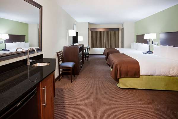  - AmericInn Hotel & Suites Dewitt