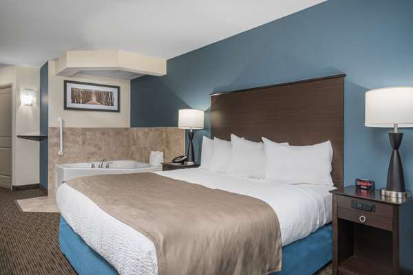 Suite - AmericInn Hotel & Suites Winona