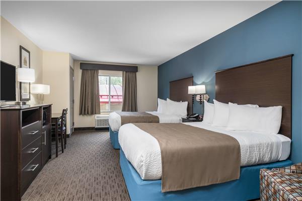 2 Queen Beds, Non-Smoking.