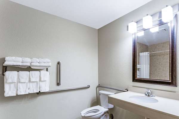  - AmericInn Hotel & Suites Sleepy Eye