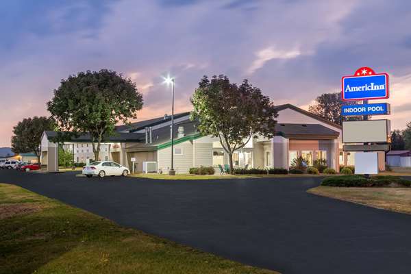 Exterior view - AmericInn Hotel & Suites Boscobel