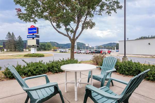  - AmericInn Hotel & Suites Boscobel