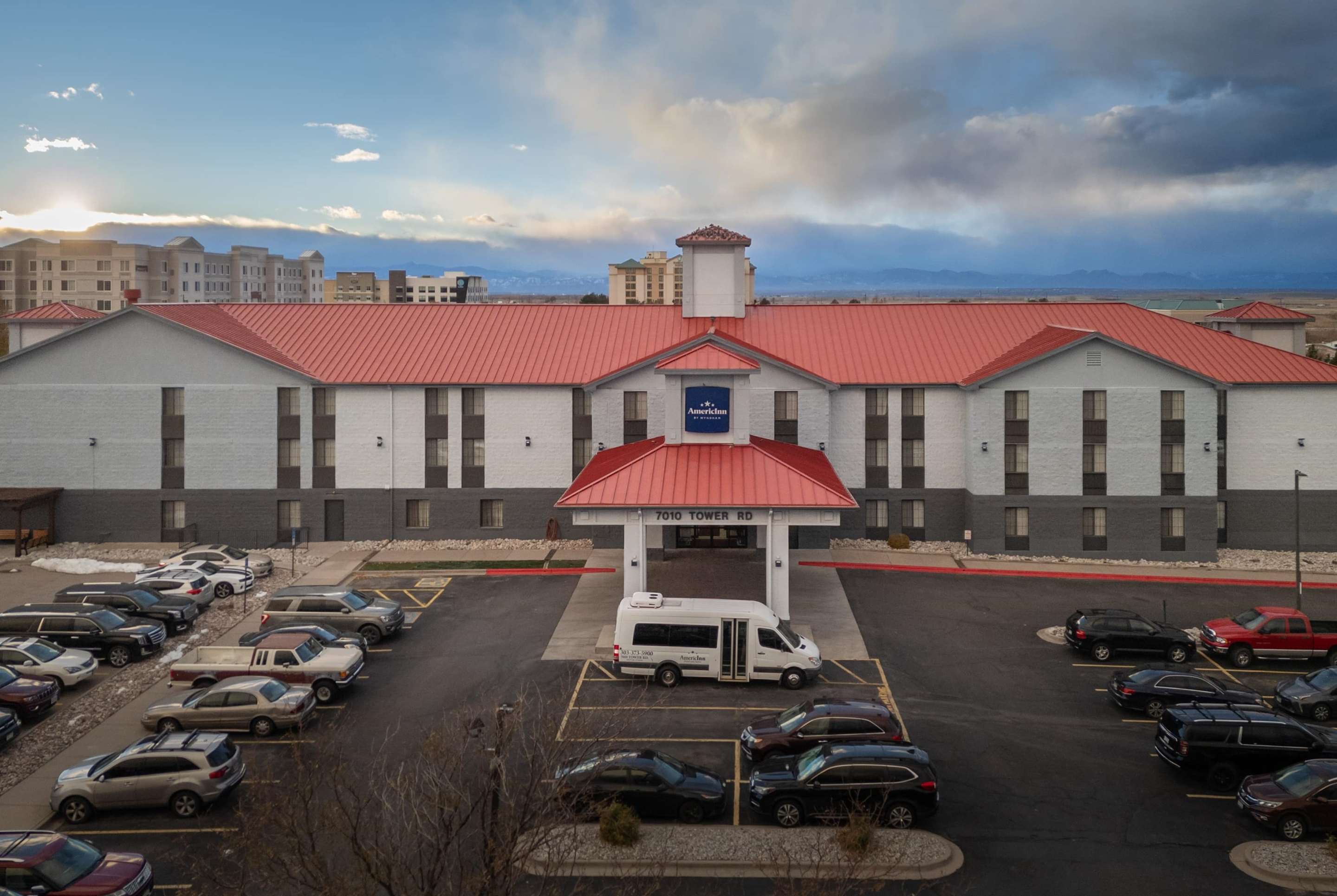 Exterior | AmericInn by Wyndham Denver Airport