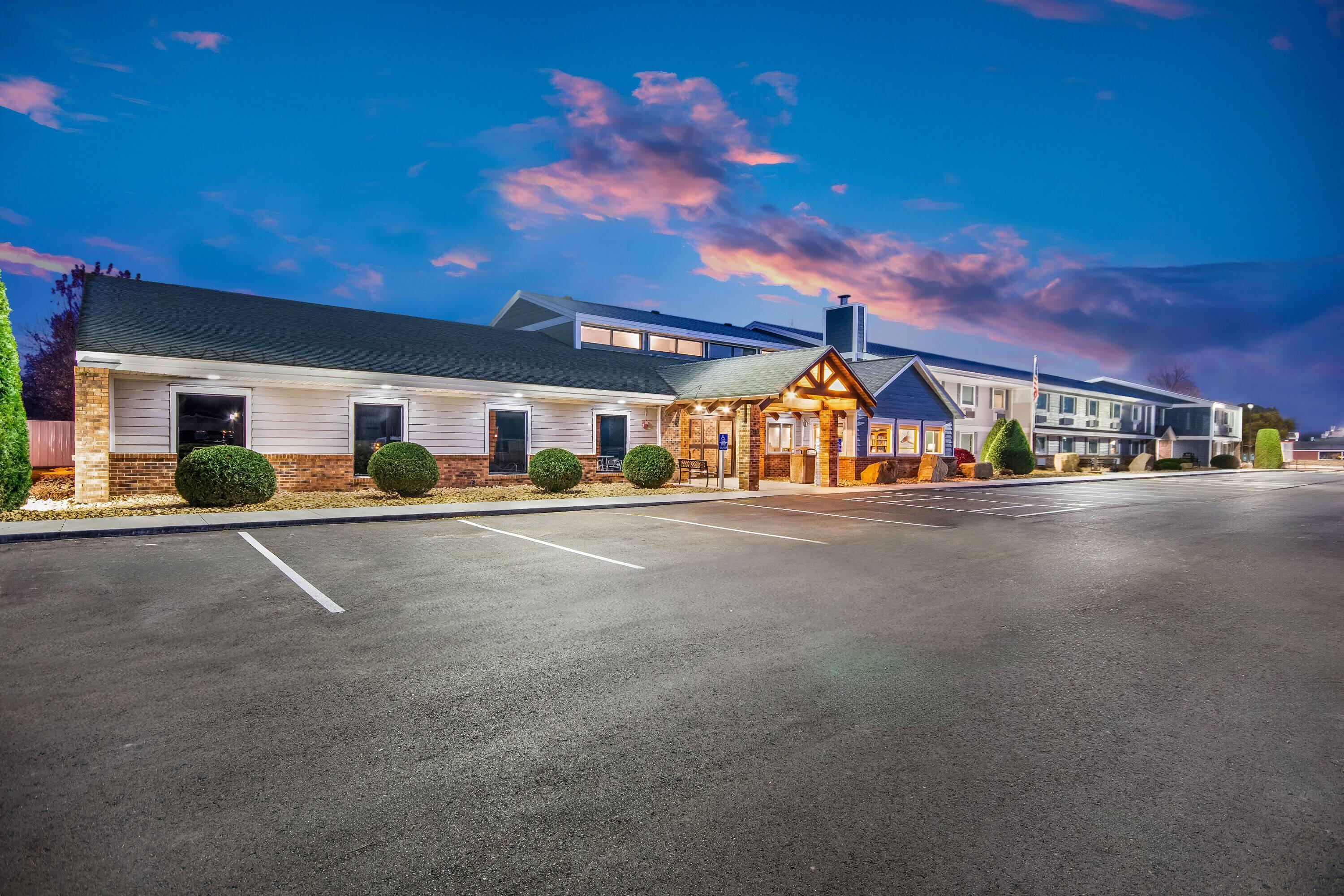 Exterior | AmericInn by Wyndham St. Peter