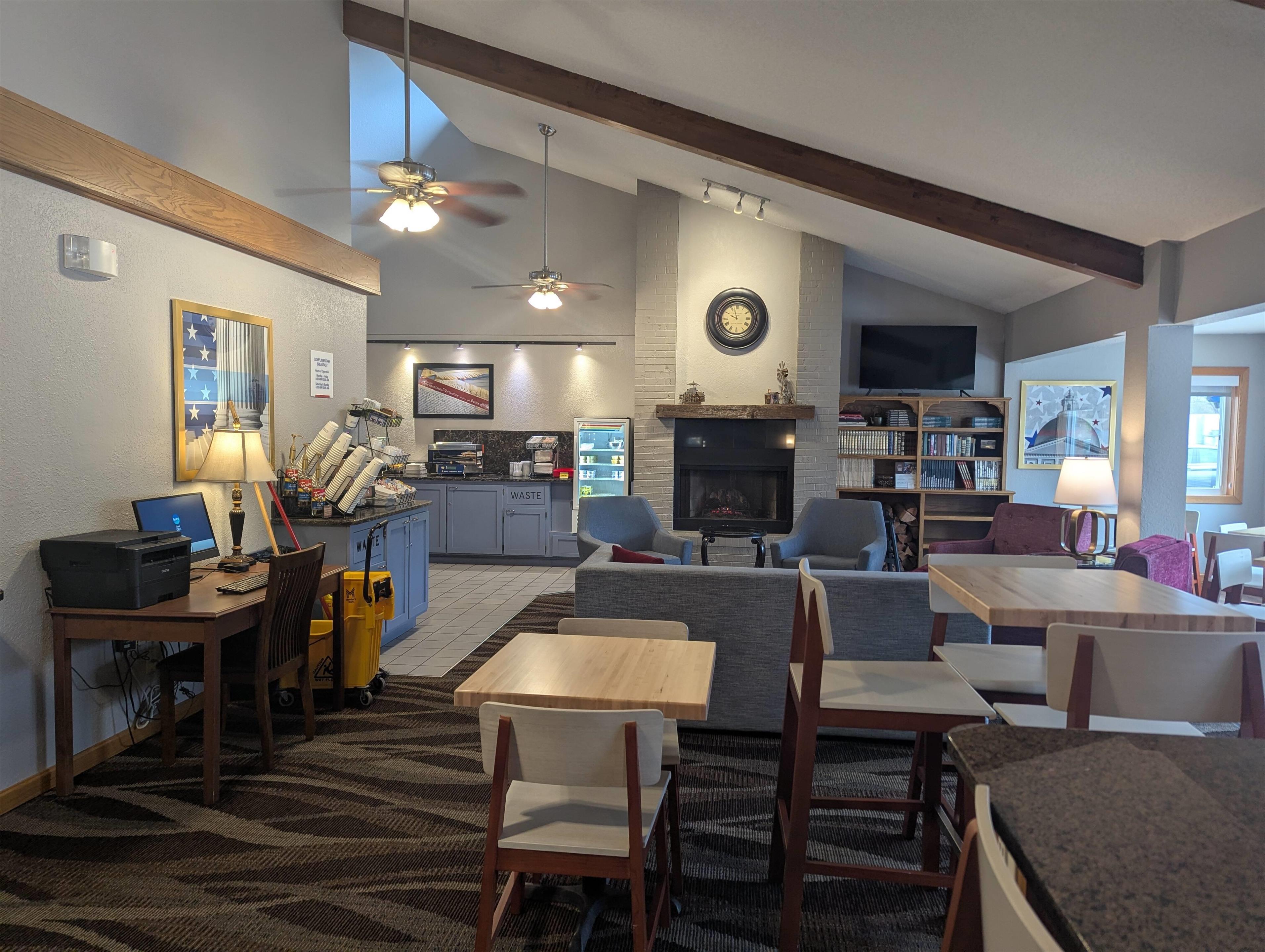 Lobby | AmericInn by Wyndham St. Peter