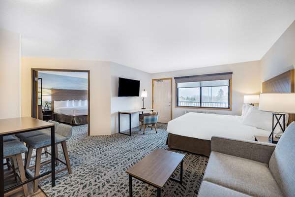 Suite - AmericInn Proctor