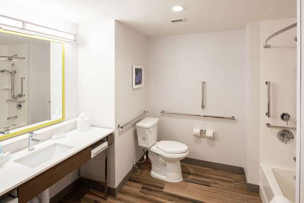  - Hampton Inn Rocky Hill