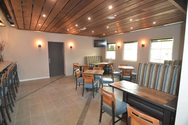 Bar - Best Western Premier Ankeny Hotel - I-35, Exit 90