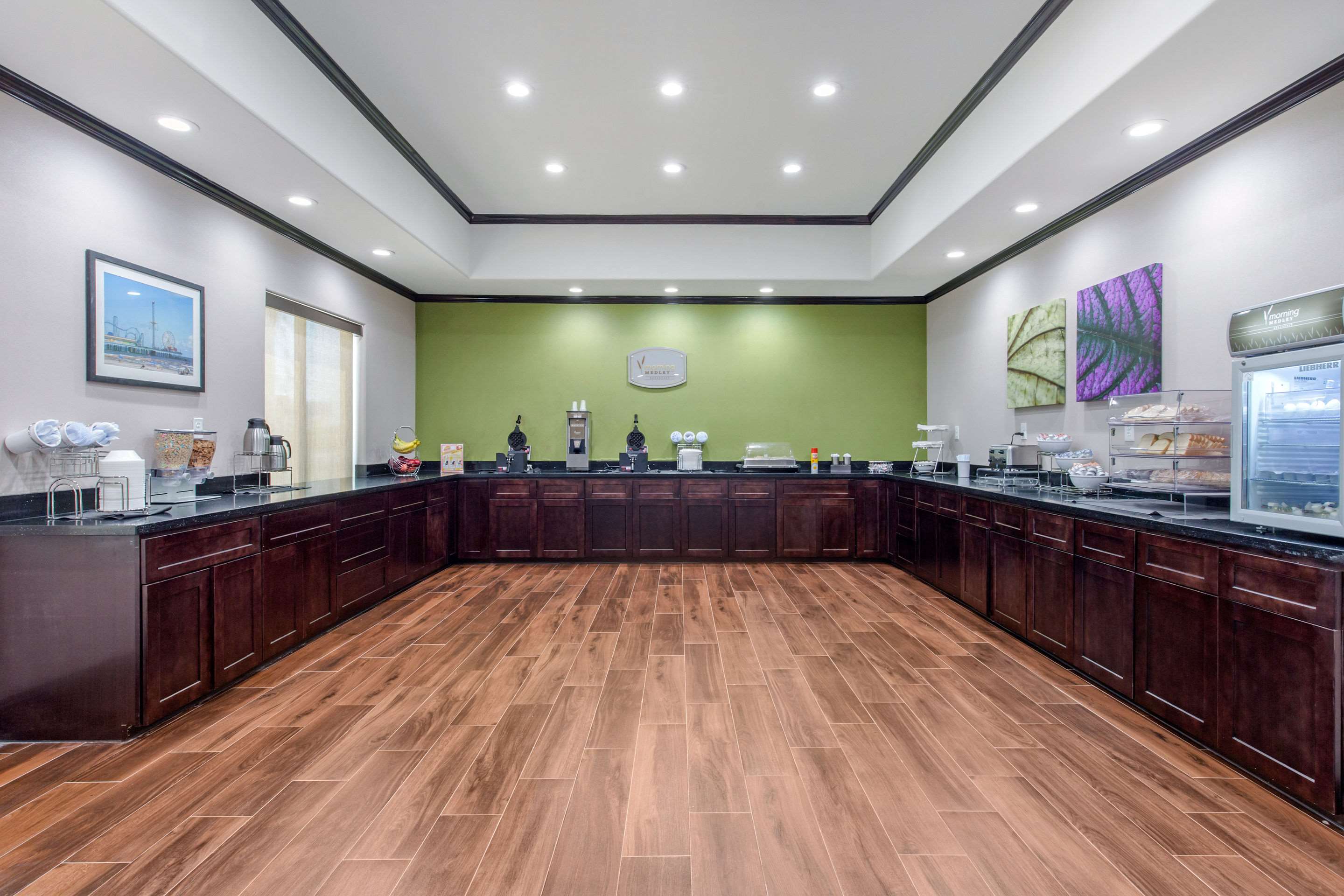 Breakfast area