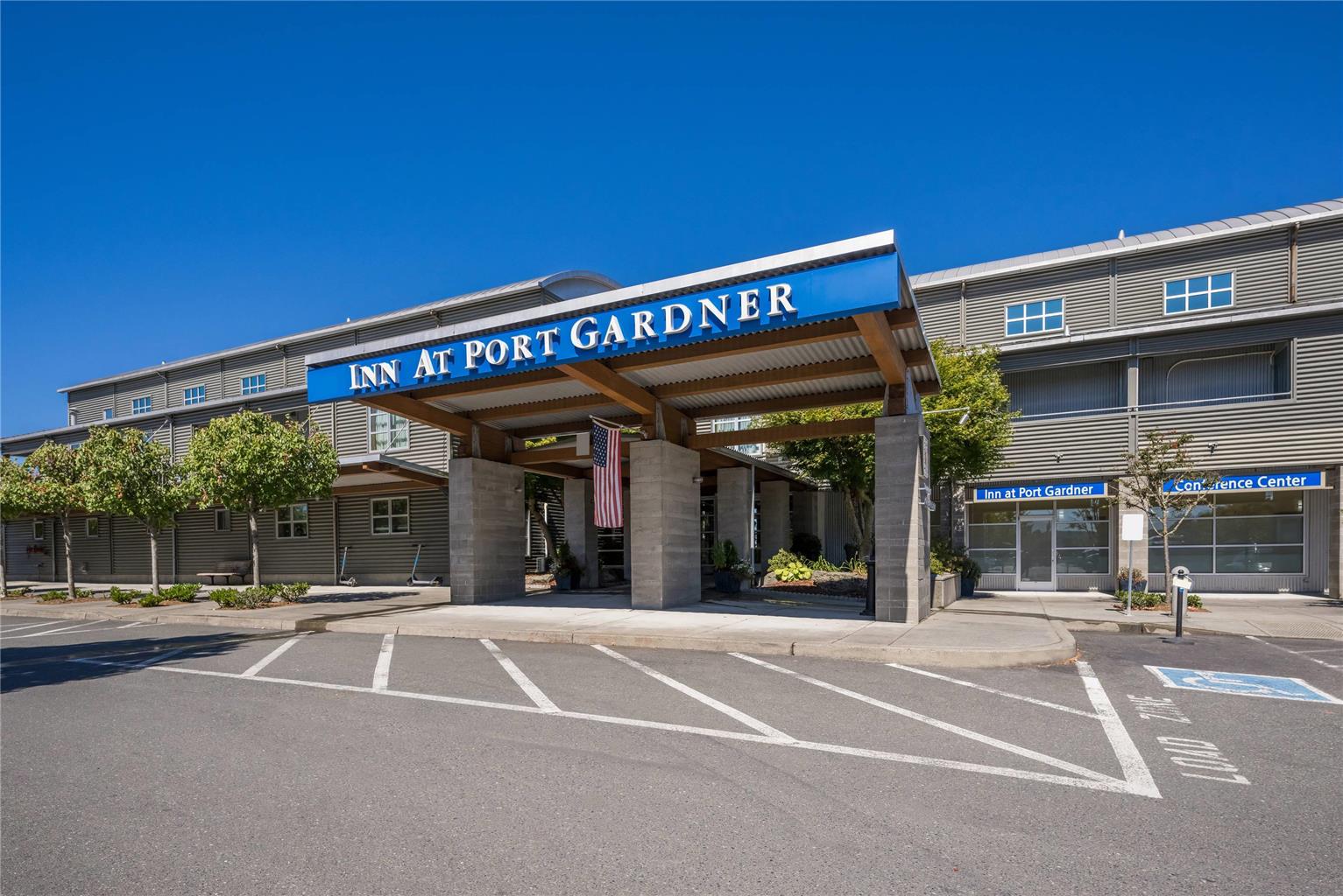 Inn at Port Gardner, Ascend Coll