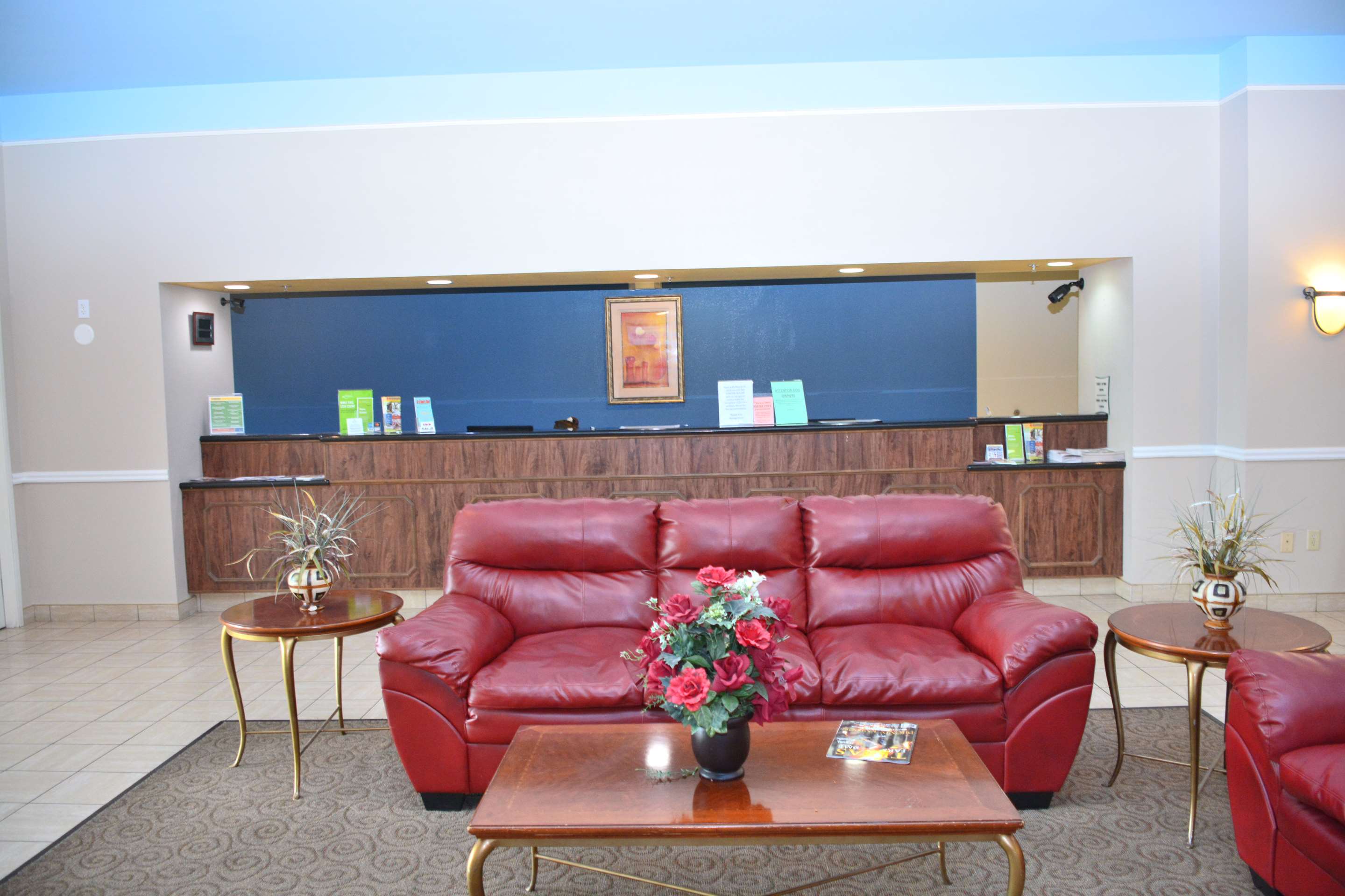 Lobby | Baymont by Wyndham Brenham