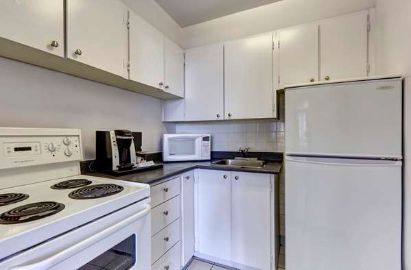  - Town Inn & Suites Toronto