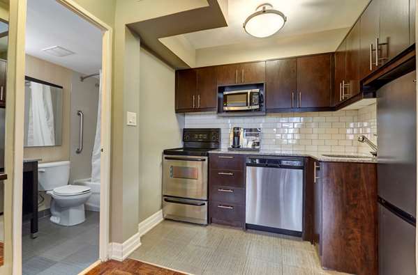  - Town Inn & Suites Toronto