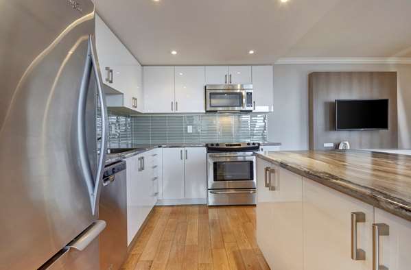  - Town Inn & Suites Toronto