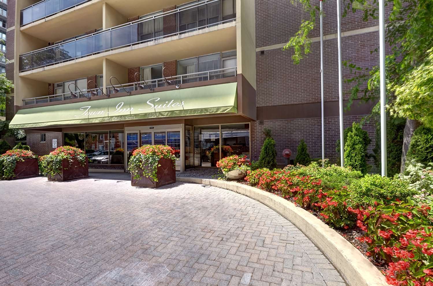 Town Inn & Suites Toronto, ON - See Discounts