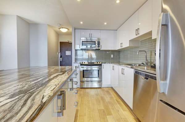  - Town Inn & Suites Toronto