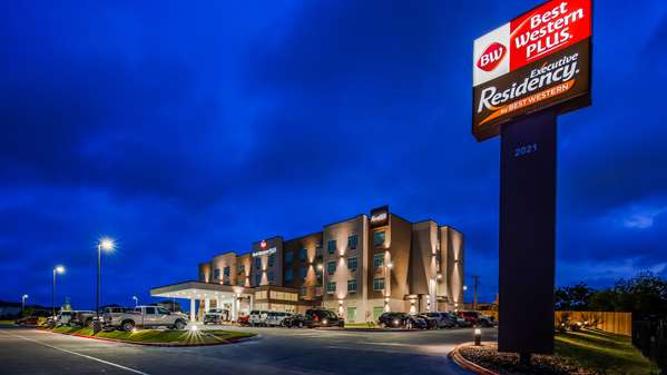 Exterior view - Best Western Plus Executive Residency Austin - I-35, Exit 247