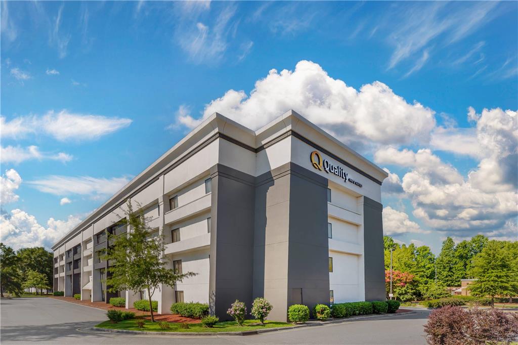 Quality Inn & Suites Raleigh Airport