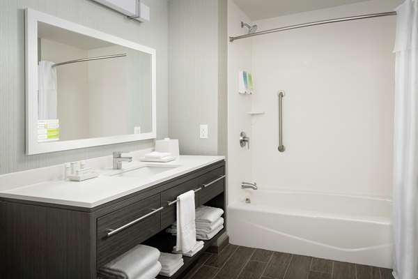  - Home2 Suites by Hilton Downtown Charlottesville