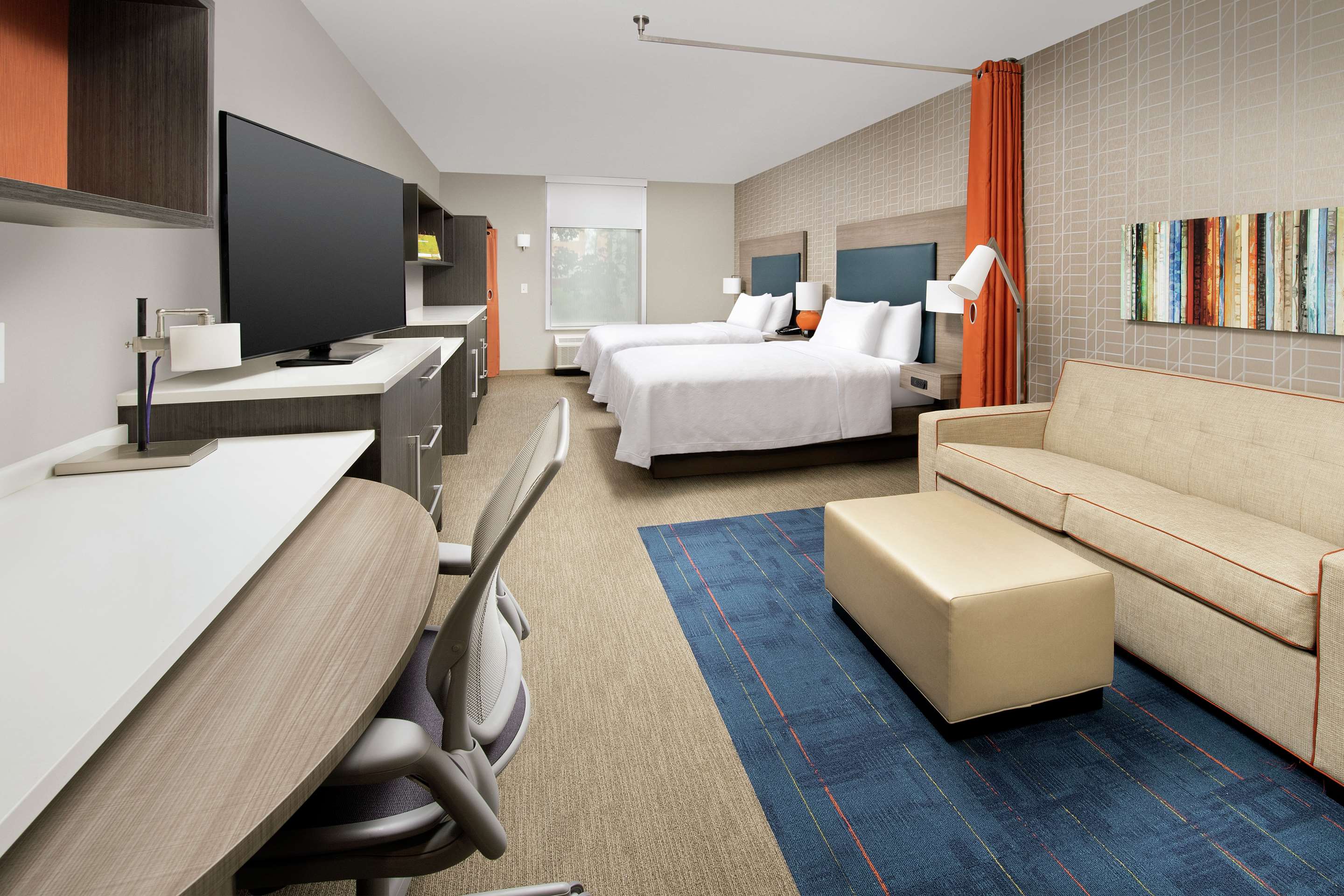 Guest room
