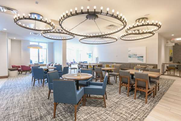 Restaurant - Hilton Garden Inn Midtown Cincinnati - I-71, Exit 5