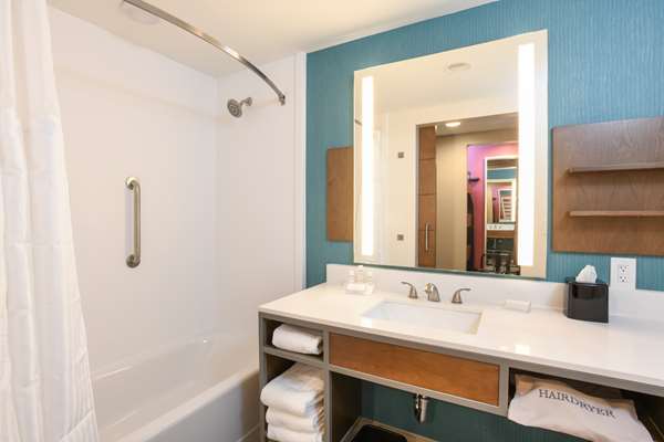  - Hilton Garden Inn Midtown Cincinnati - I-71, Exit 5