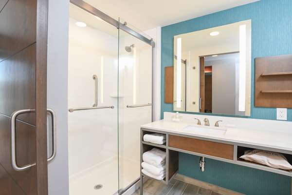  - Hilton Garden Inn Midtown Cincinnati - I-71, Exit 5