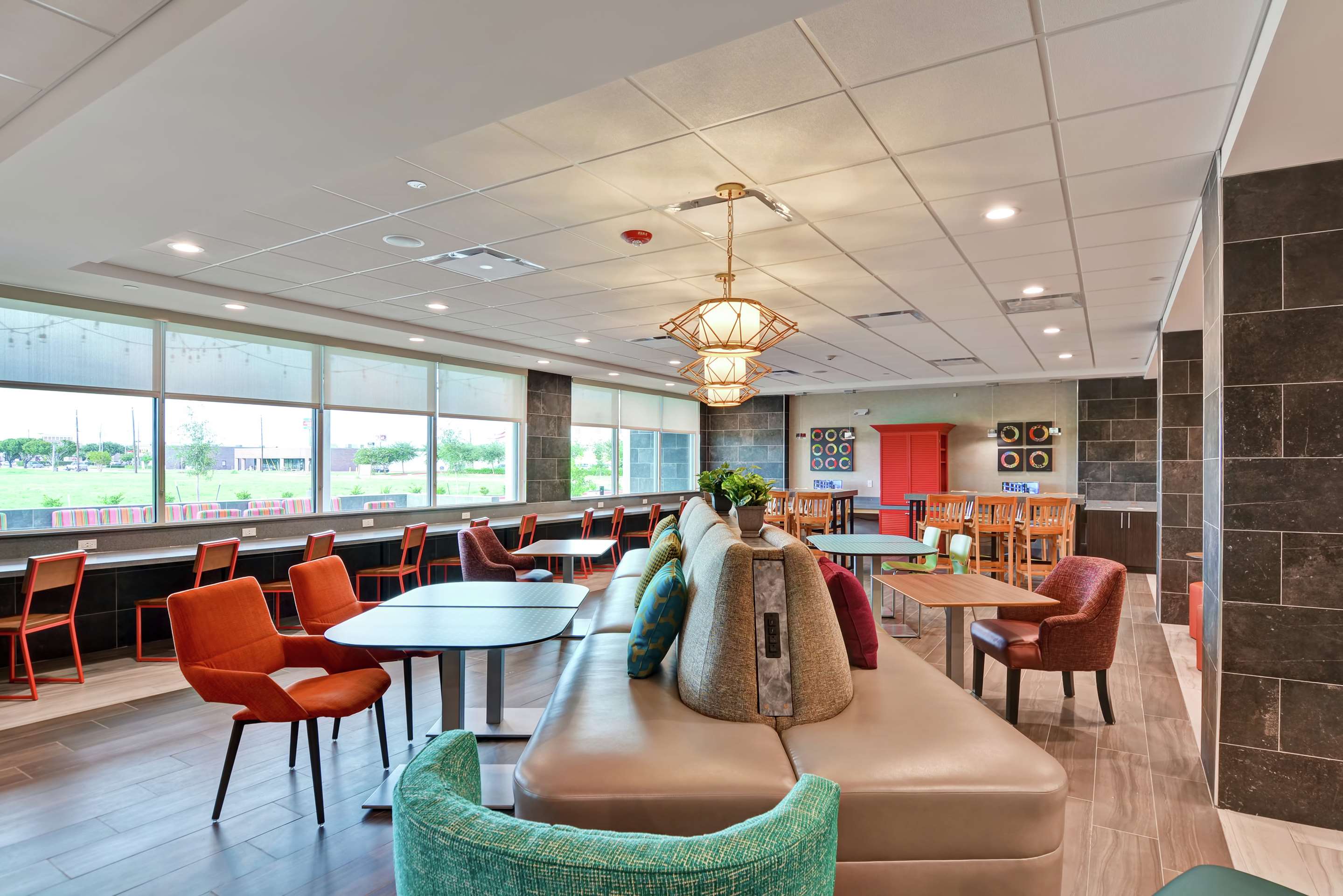 Lobby | Home2 Suites by Hilton La Porte