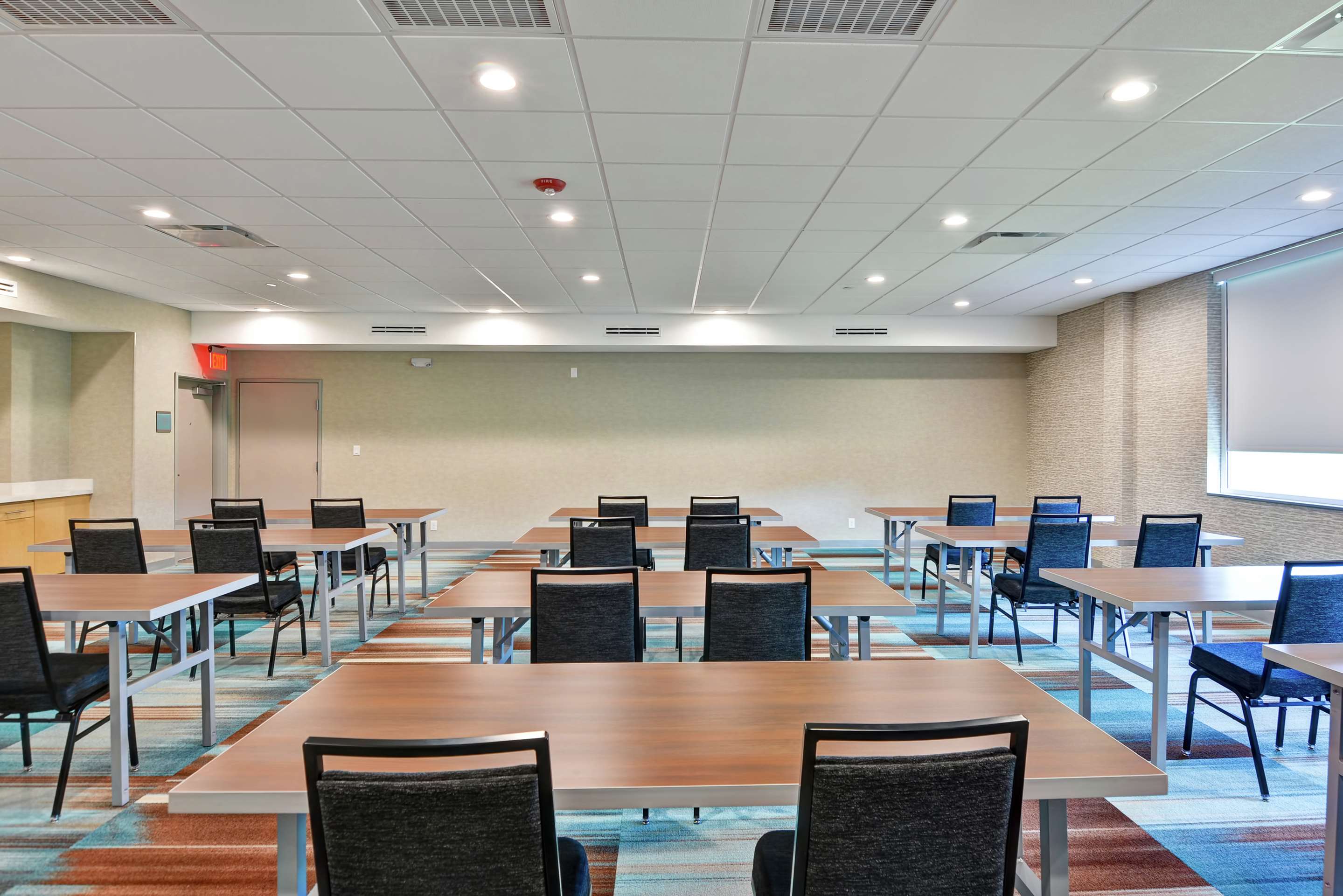 Meeting Room | Home2 Suites by Hilton La Porte