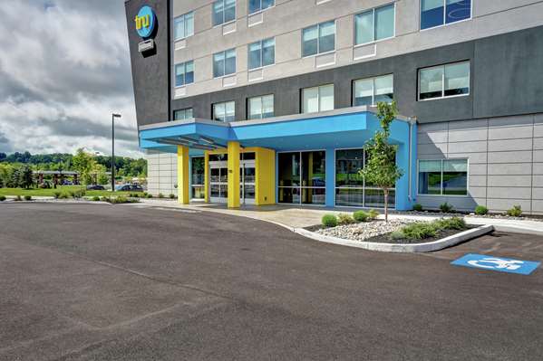 Exterior view - Tru by Hilton Hotel Camillus