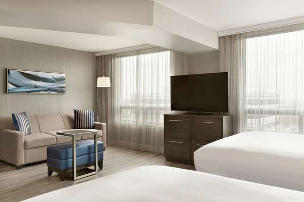  - Embassy Suites Montreal Airport Pointe Claire