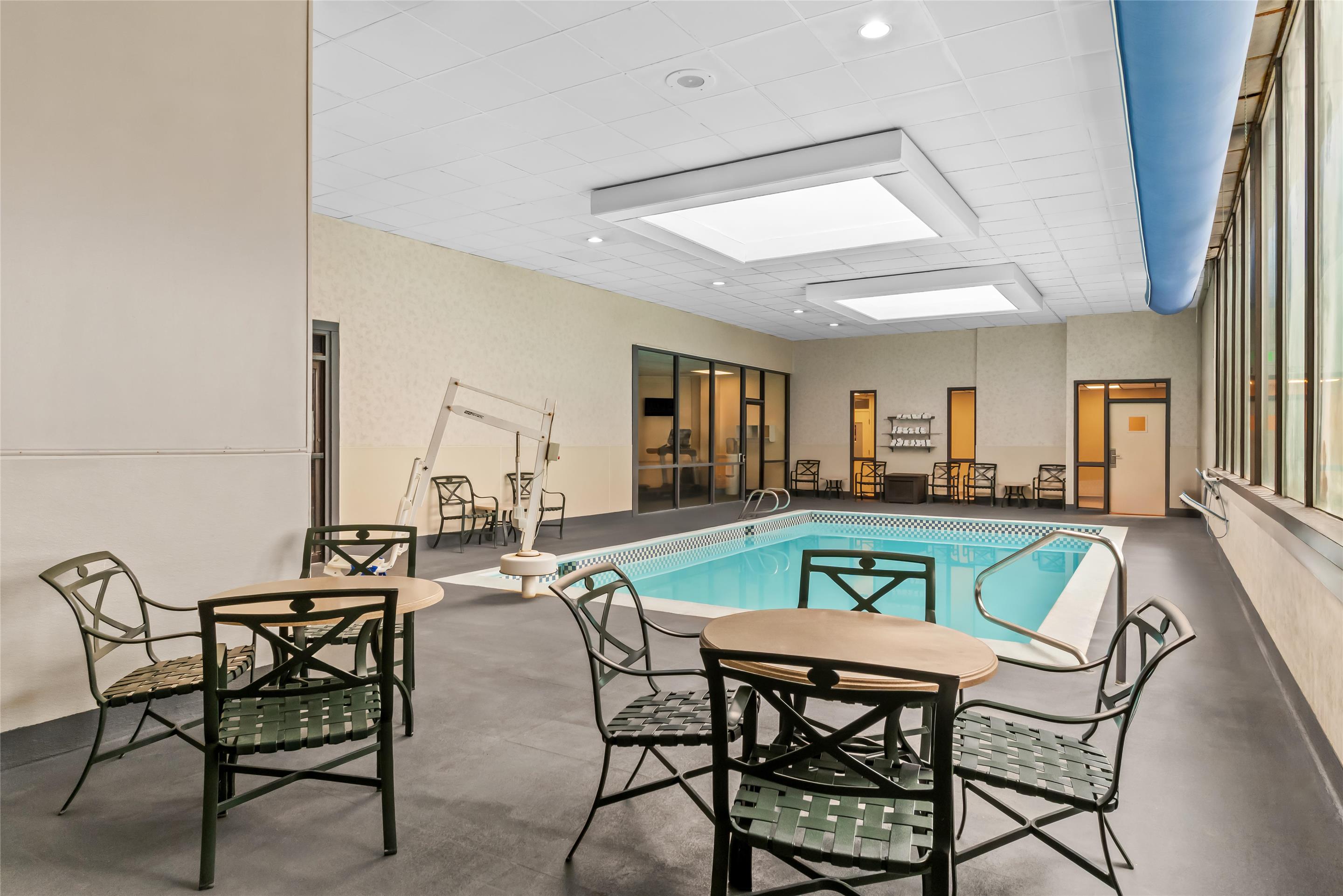 Pool amp tables