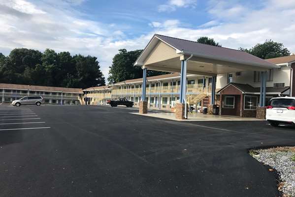 Exterior view - Days Inn Charles Town