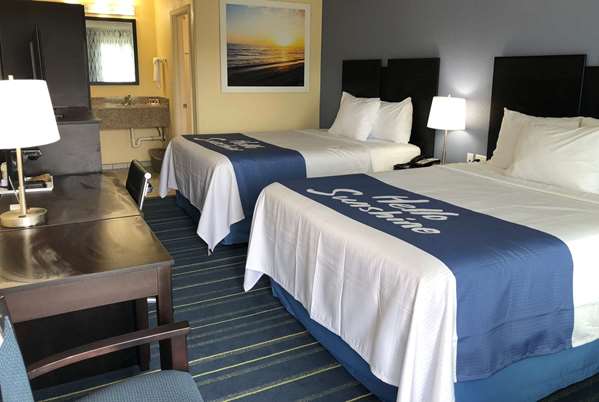  - Days Inn Charles Town