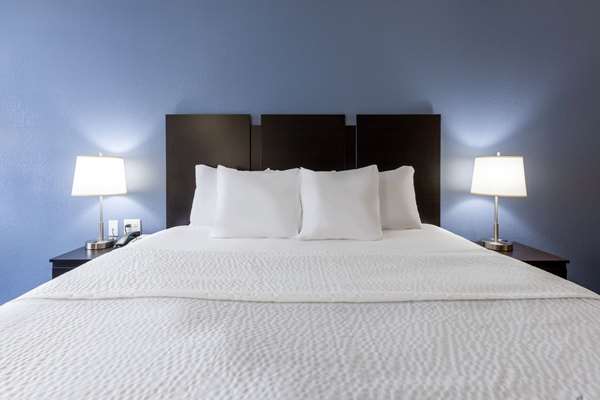  - Days Inn Charles Town