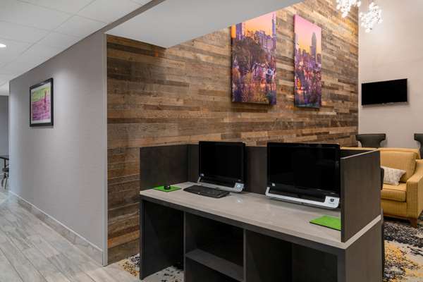 Conference Area - La Quinta Inn & Suites Downtown North Raleigh - I-540, Exit 11