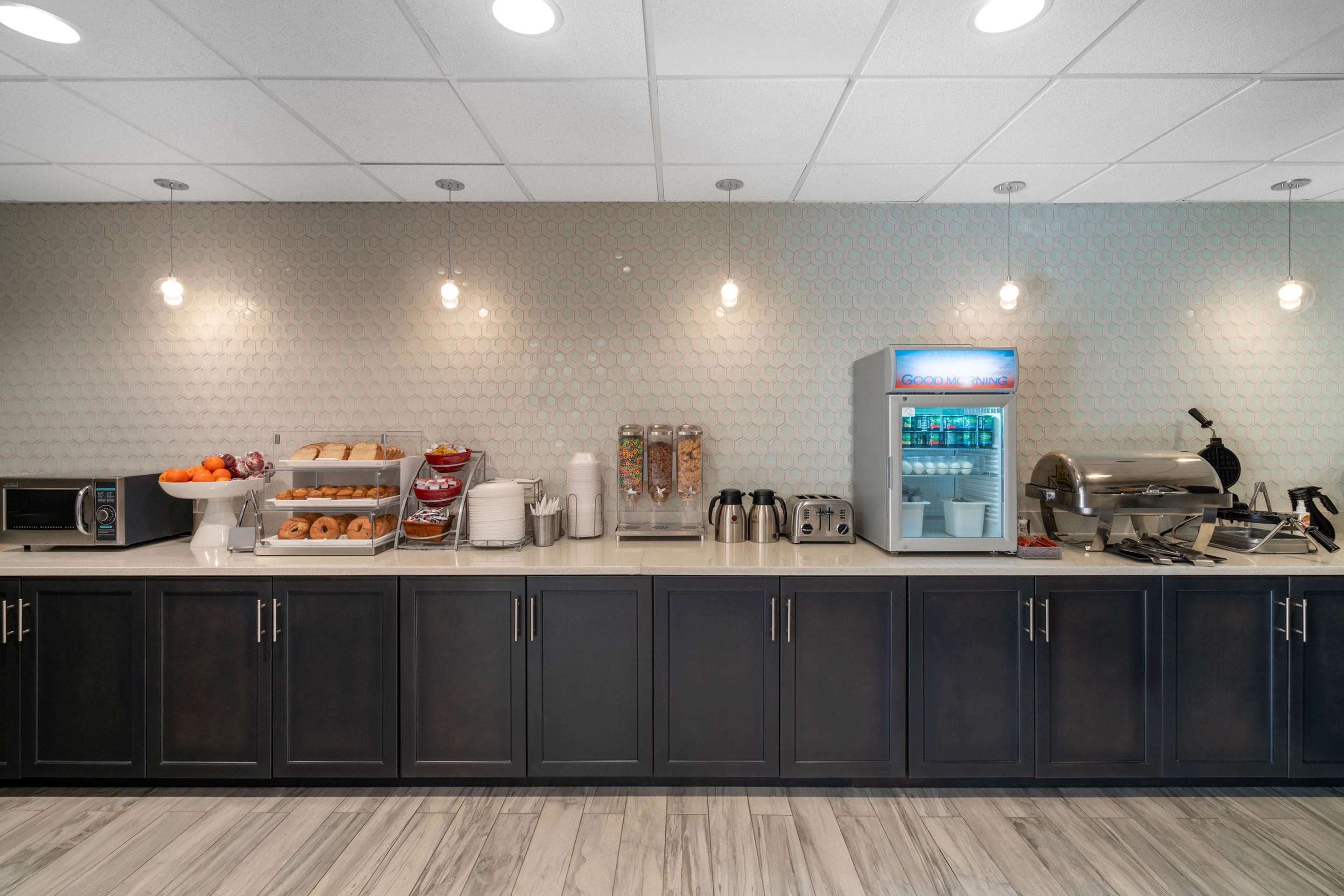 Property amenity | La Quinta Inn & Suites by Wyndham Raleigh Downtown North