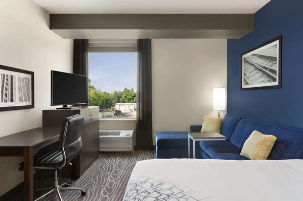  - La Quinta Inn & Suites Rock Hill - I-77, Exit 79