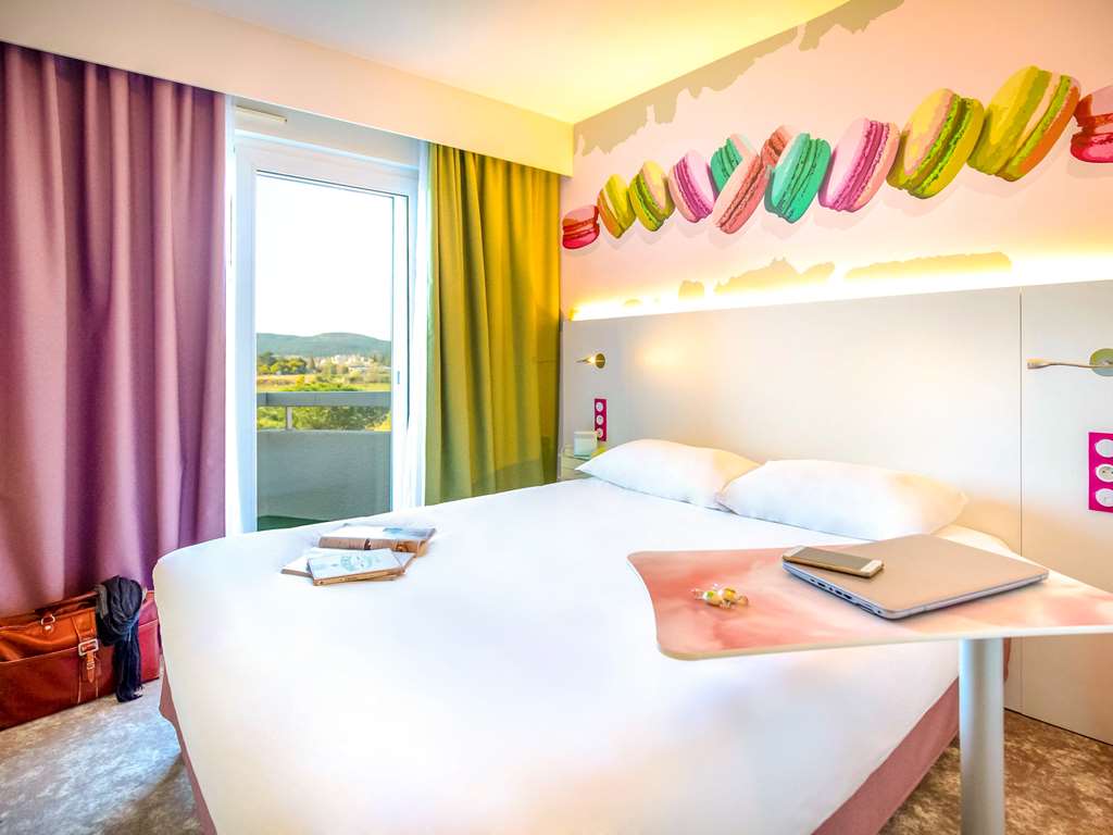 ibis Styles Fréjus Saint-Raphaël - Tap to explore photos