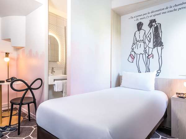 Guest Room,On-Site