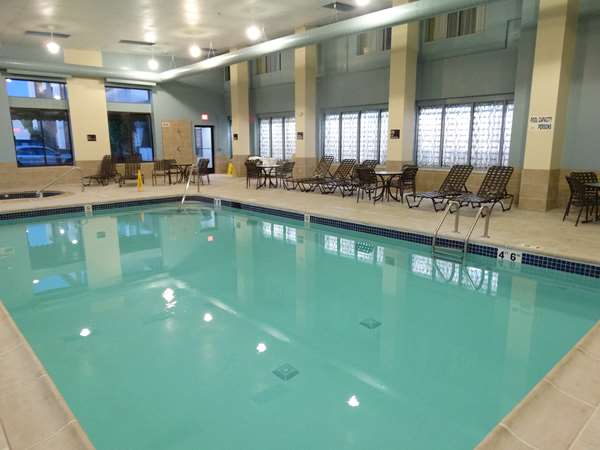 Pool - Best Western Warren Hotel