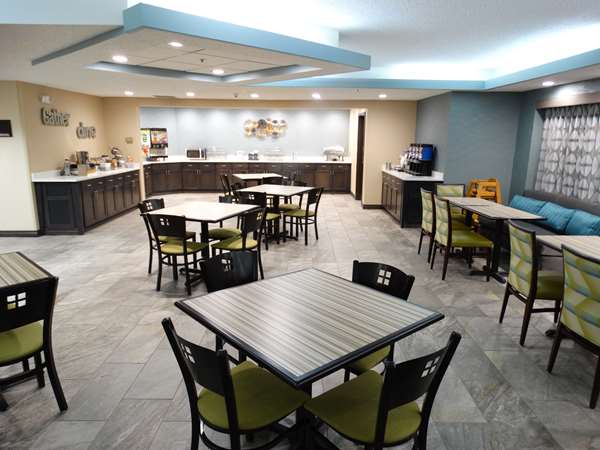 Amenities - Best Western Warren Hotel