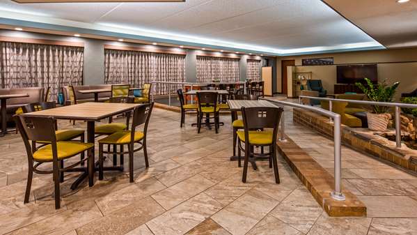 Amenities - Best Western Warren Hotel