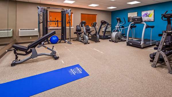 Fitness/ Exercise Room - Best Western Warren Hotel