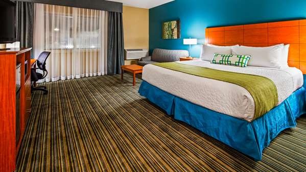  - Best Western Warren Hotel