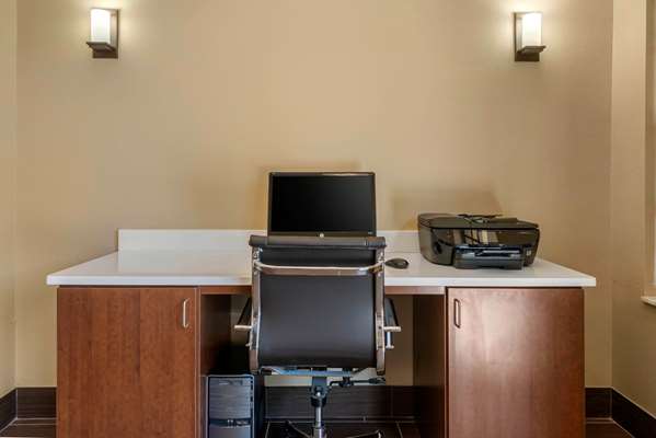 Conference Area - Comfort Inn Ocala