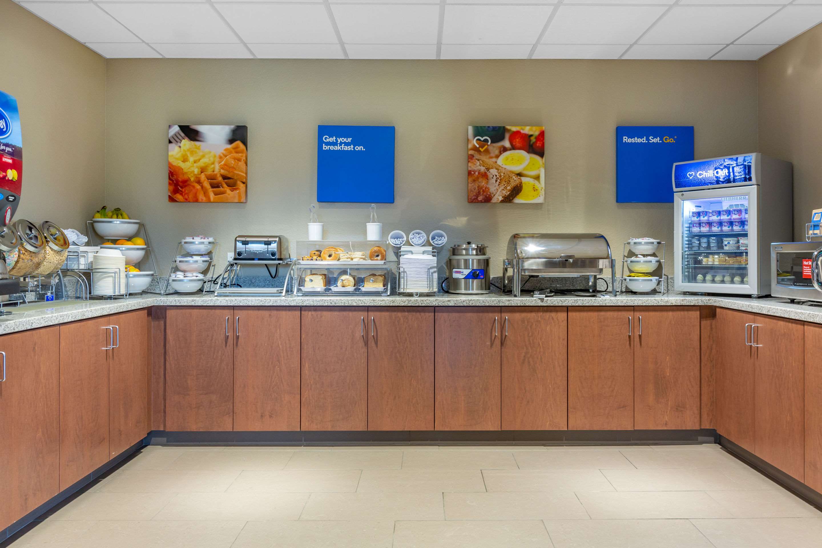 Breakfast area