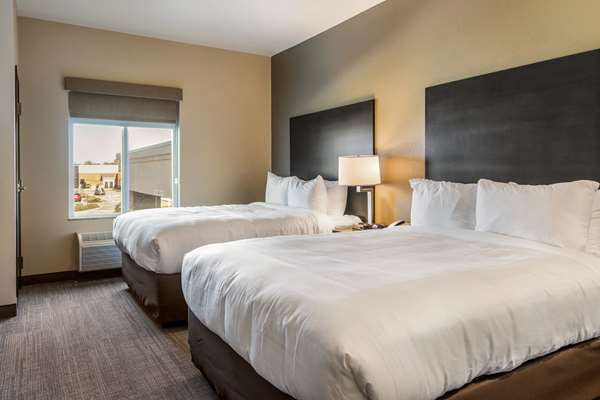 Suite - Comfort Suites Brunswick - I-71, Exit 226